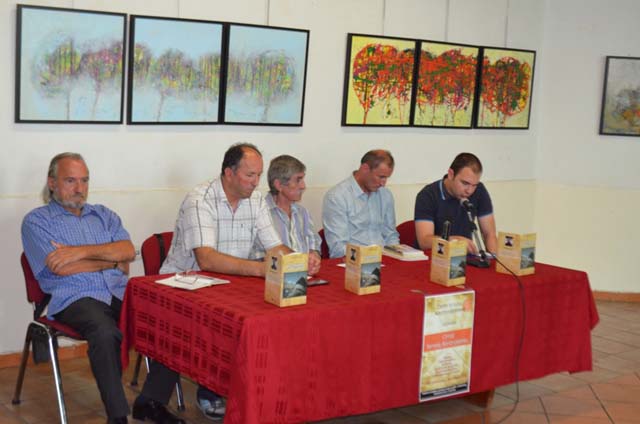 Promovisana knjiga Djetinjstvo da se vrati Senada Bande Promovisana knjiga Djetinjstvo da se vrati Senada Bande